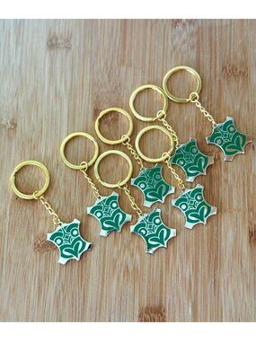 Lot of 7 Tiki Green and Gold Keychains for Gifting